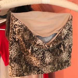 Snake print tube top 🐍